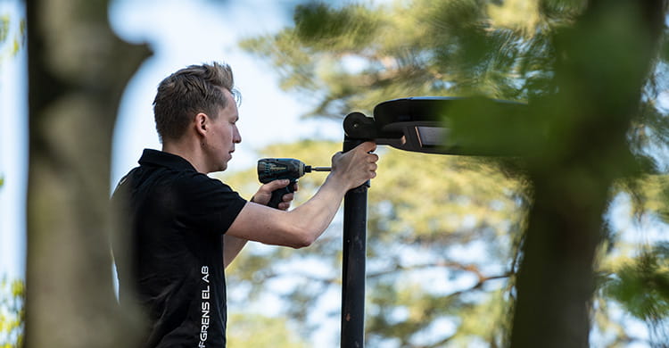 Vi installerar LED-belysning