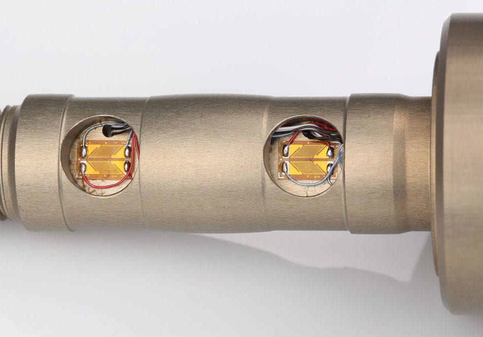 Trådtöjningsgivare