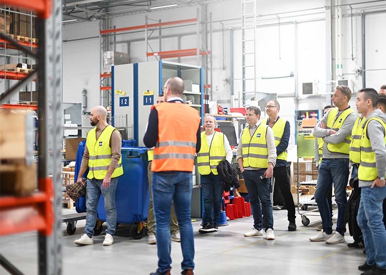 rundtur av anton stjernspetz